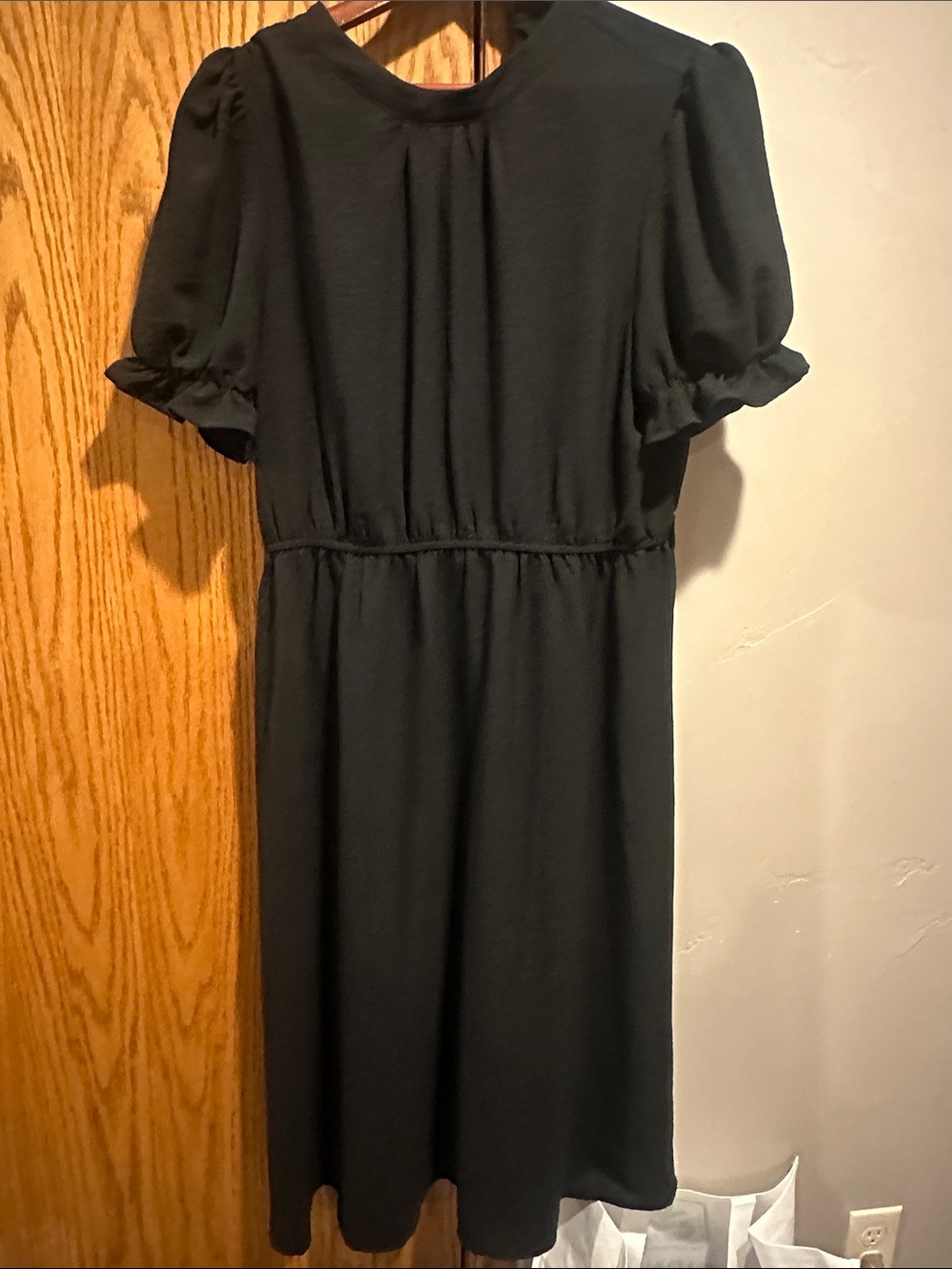 Classic Black Puff-Sleeve Women's Dress